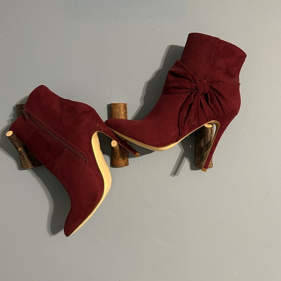Wine colored Ankle Boots - Picture 1 of 2